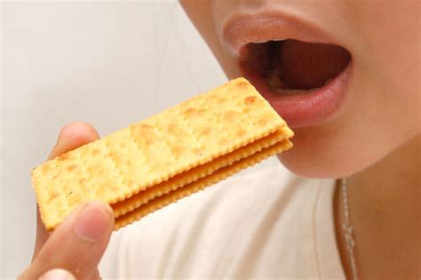 Are There Any Risks Associated with Eating Saltine Crackers?
